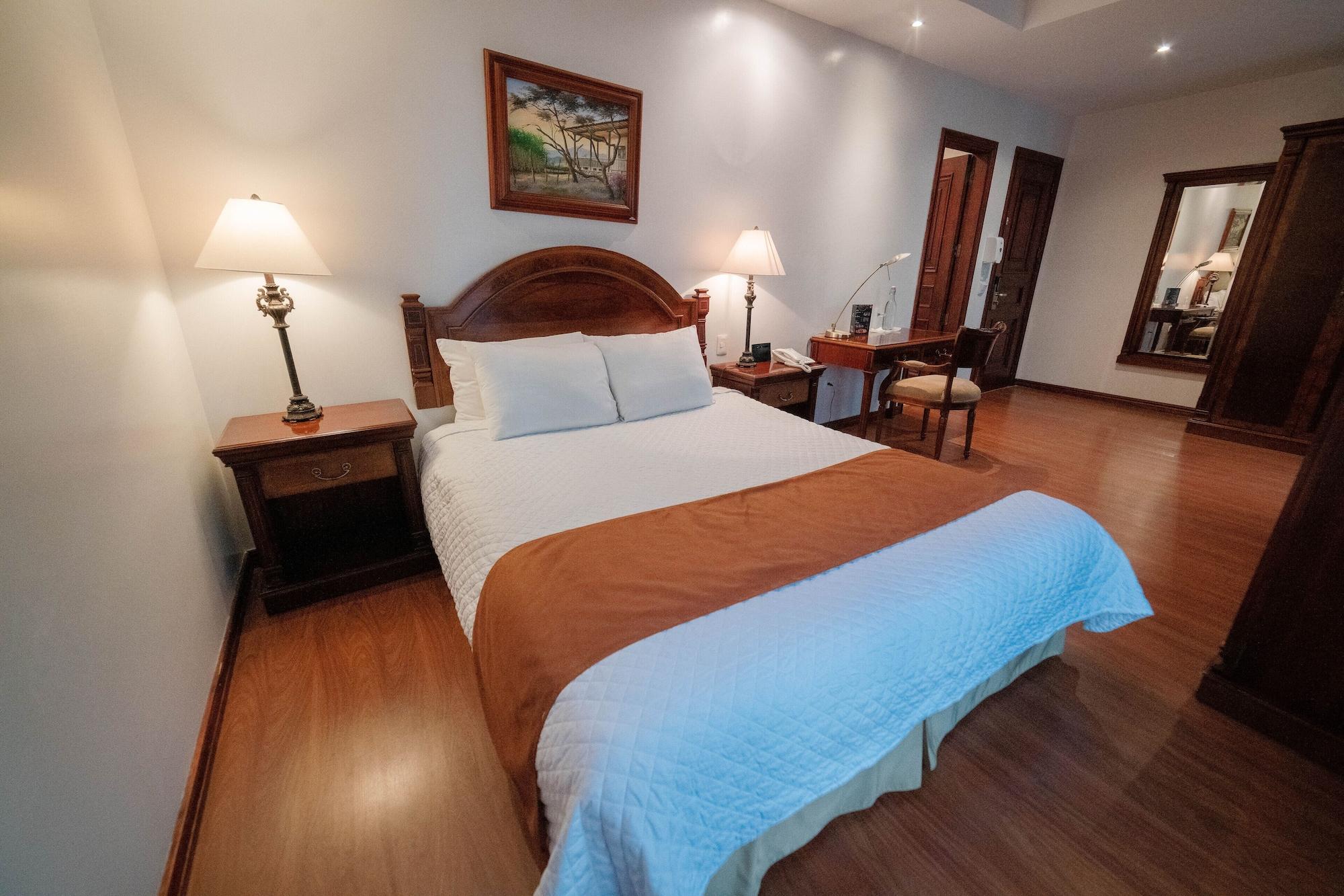 Grand Victoria Boutique Hotel Loja Kültér fotó