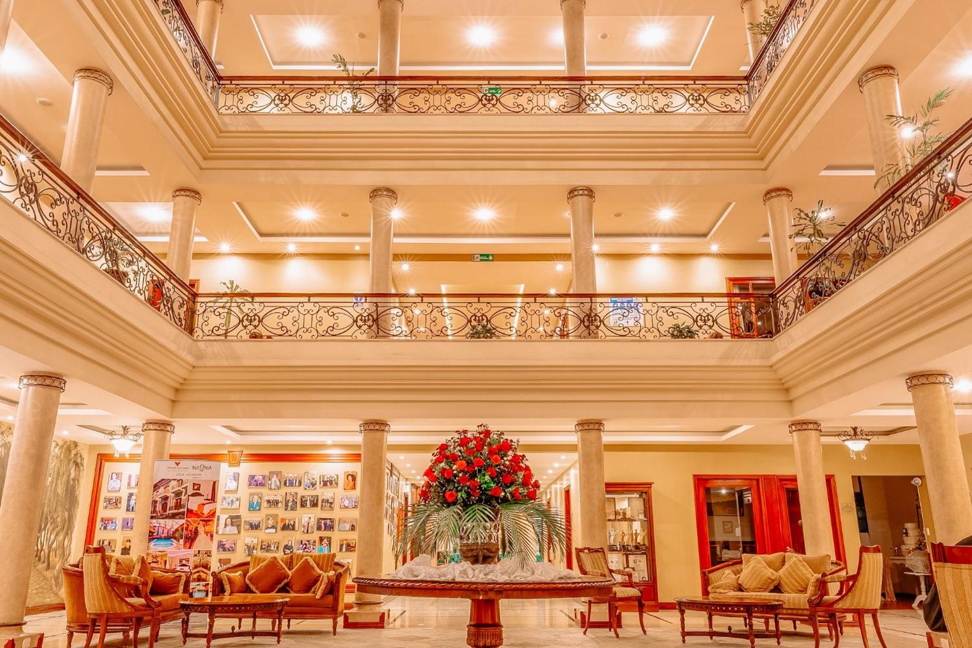 Grand Victoria Boutique Hotel Loja Kültér fotó