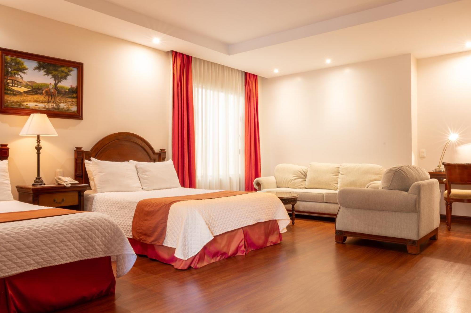 Grand Victoria Boutique Hotel Loja Kültér fotó